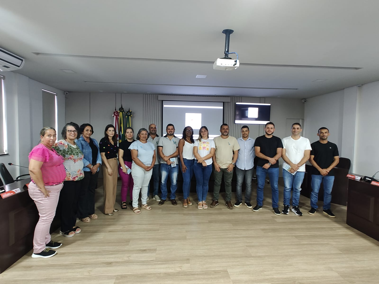 Câmara de São Gonçalo realiza palestra de conscientização ao Autismo em parceria com a AMASGRA