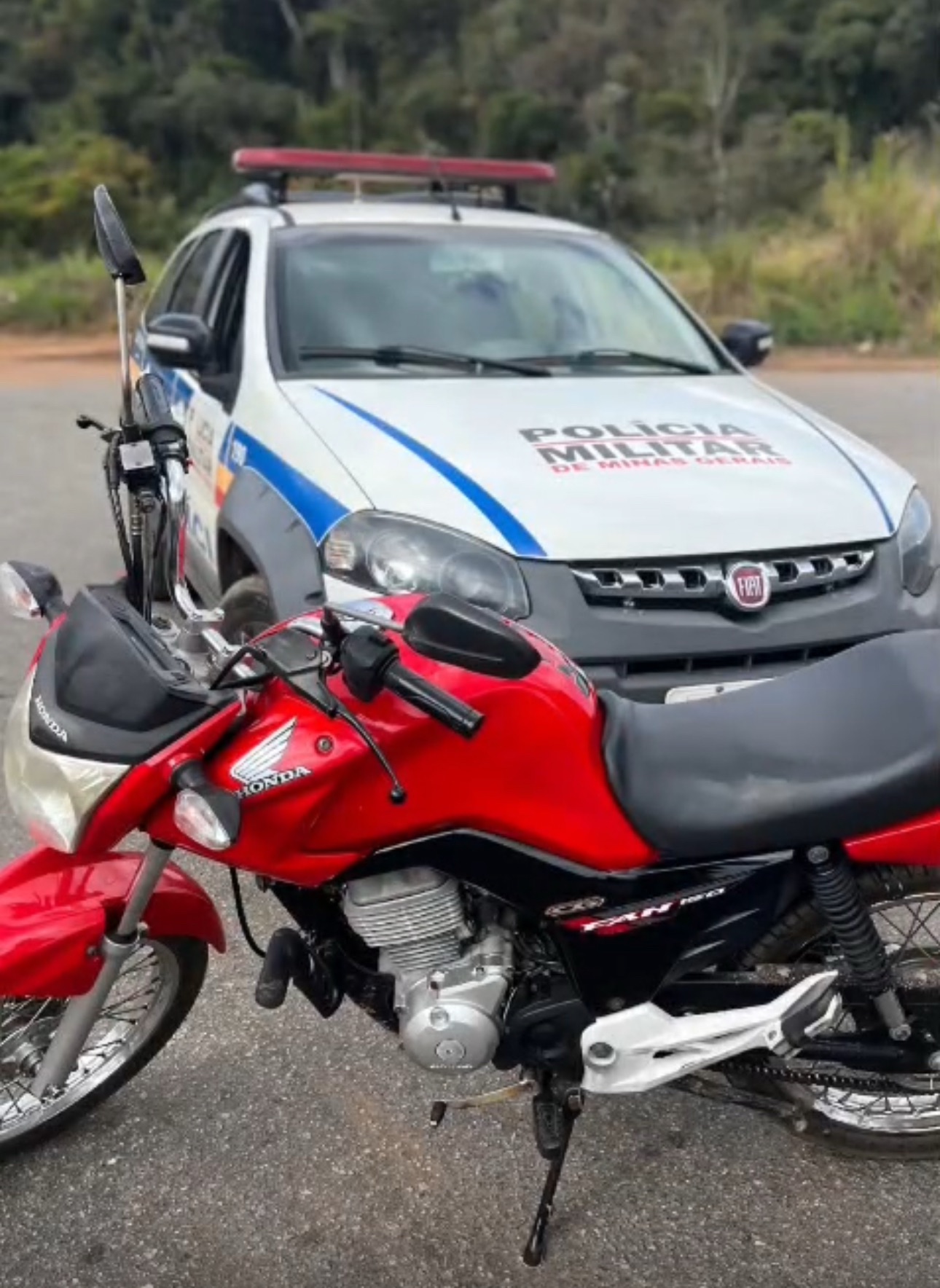 Polícia Militar prende jovem e recupera motocicleta furtada em João Monlevade