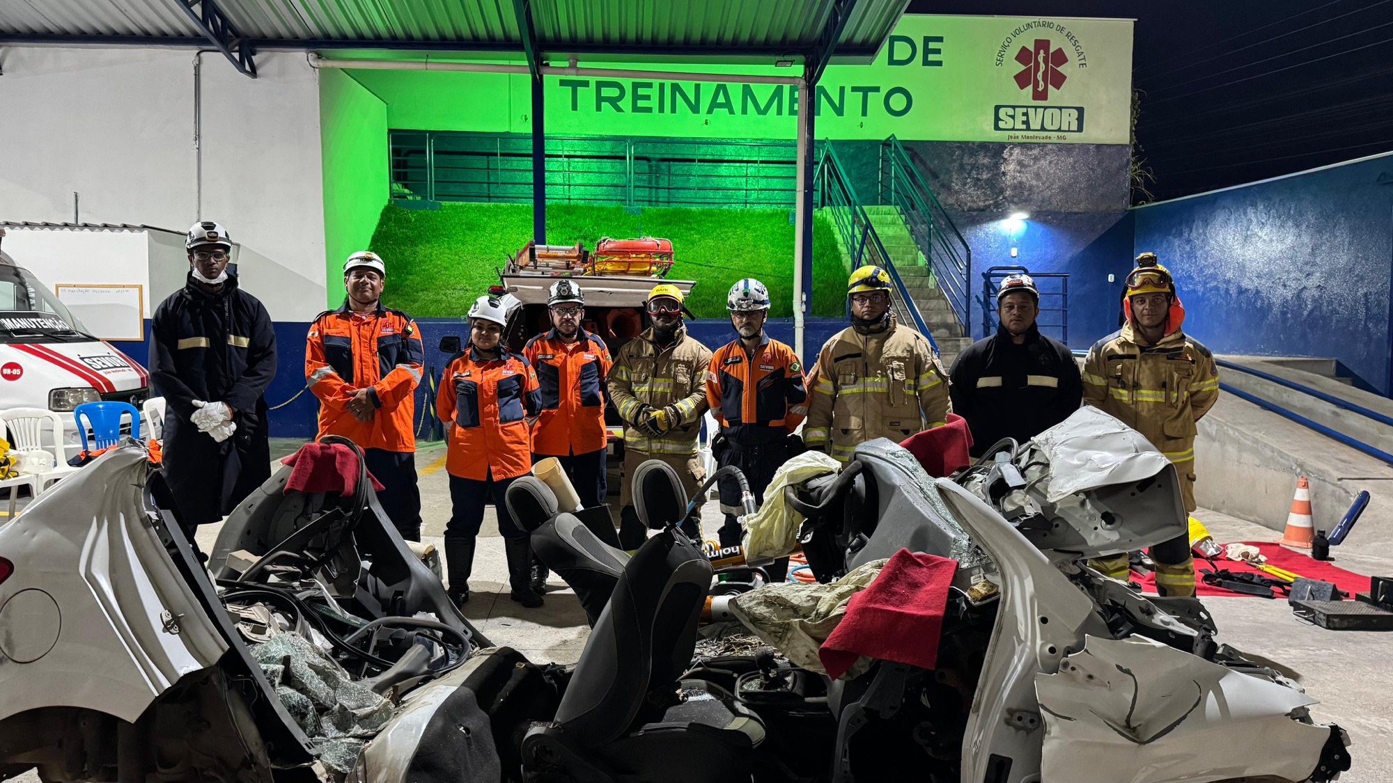 SEVOR e Corpo de Bombeiros Militares realizam treinamento conjunto para melhor servir e salvar vidas
