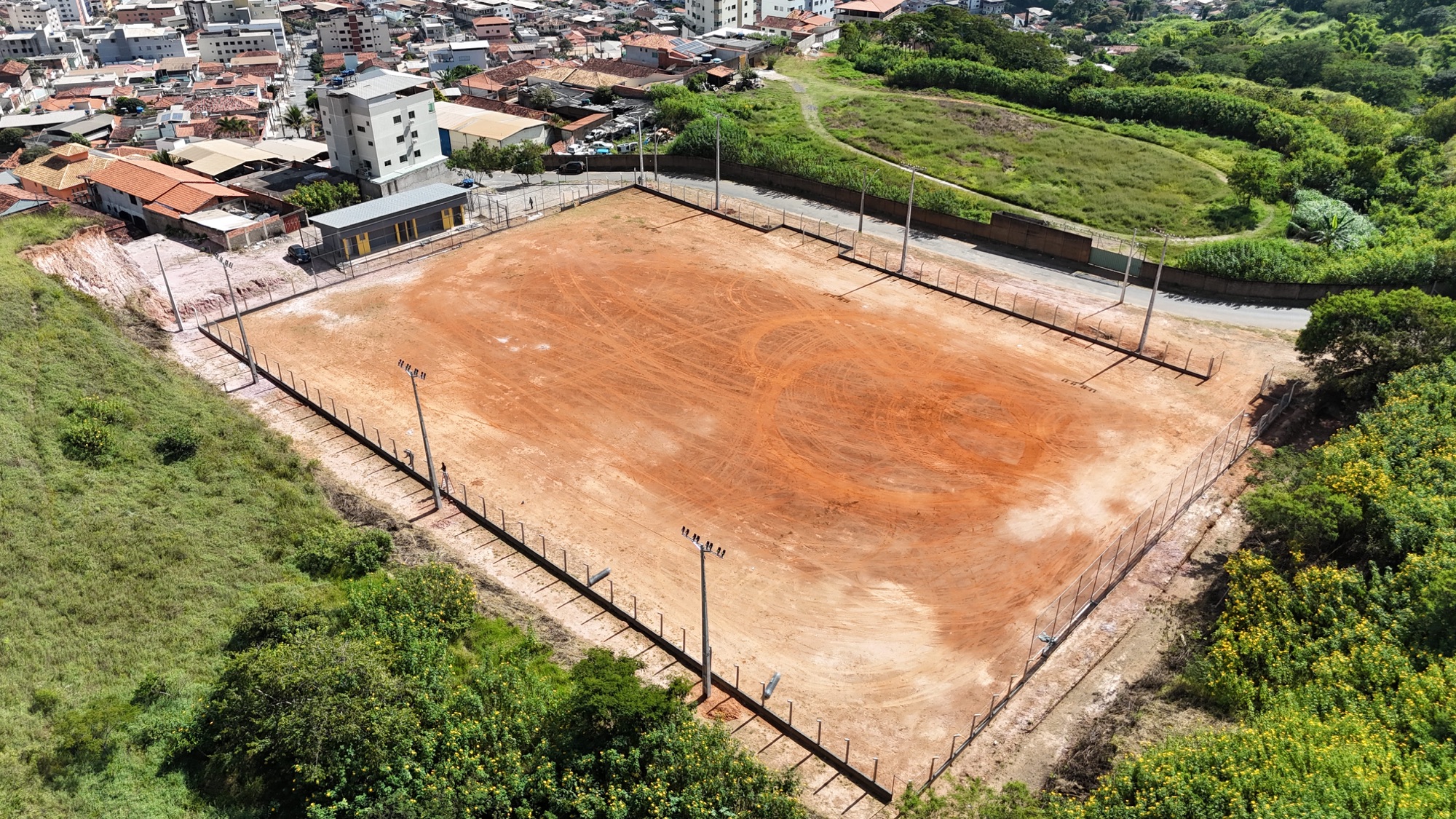 Prefeitura de João Monlevade reinaugura campo de futebol “ Do Guarani” e fortalece incentivo ao esporte no bairro de Lourdes