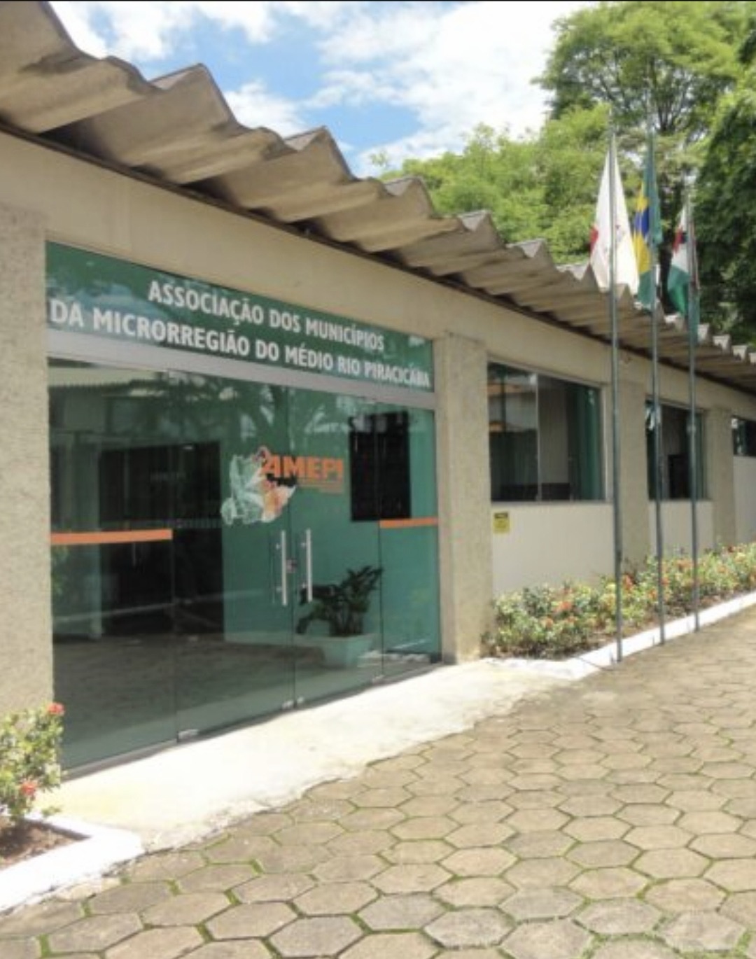 Boa tarde. Segue sugestão de pauta do Consmepi.Choque de gestão: Consmepi reduz custos e gera economia de R$516 mil aos municípios