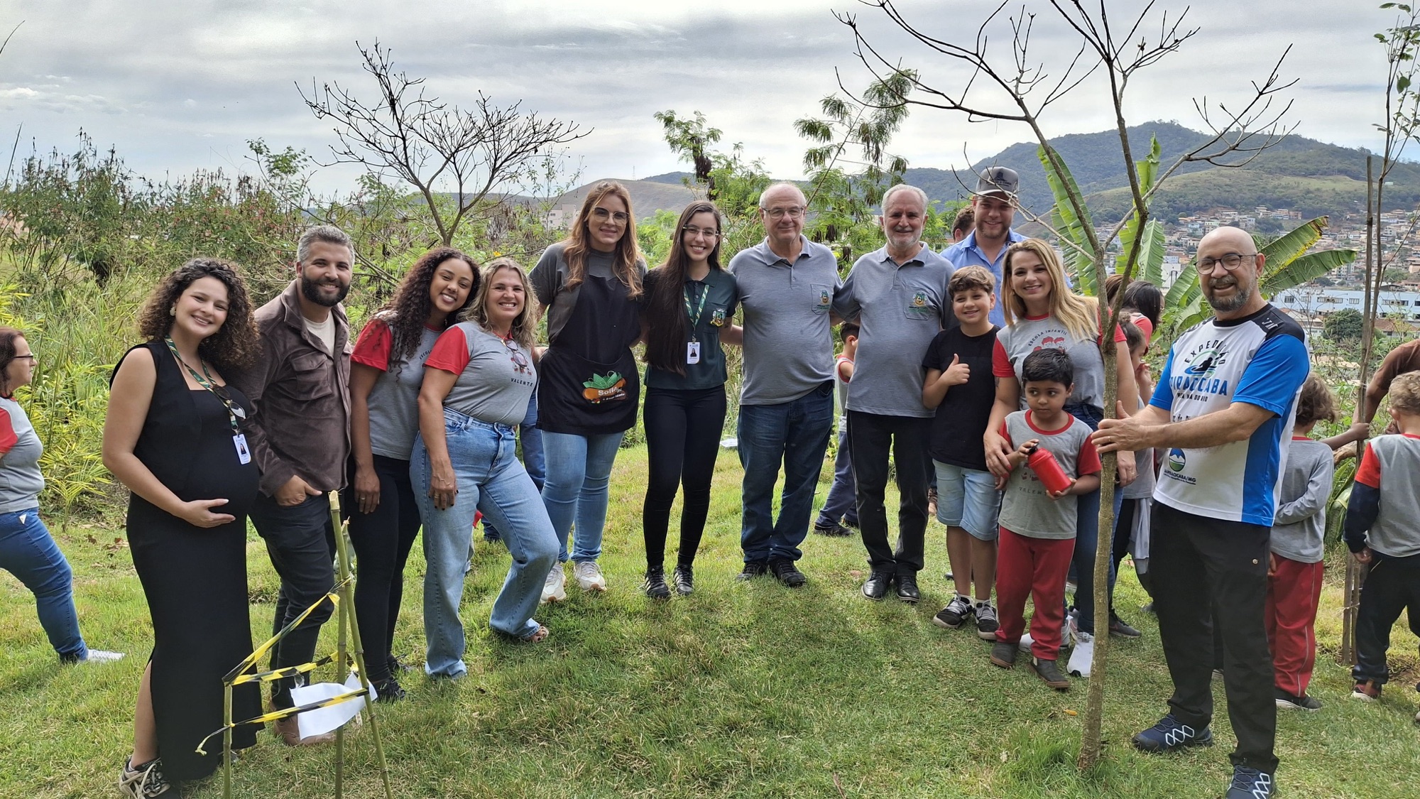 João Monlevade celebra Dia da Árvore com plantio de mudas e atividades de educação ambiental